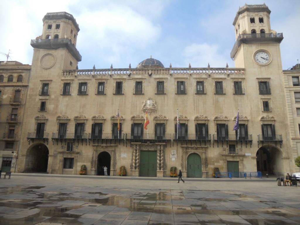 Lc Hotel Urbano Alicante Luaran gambar